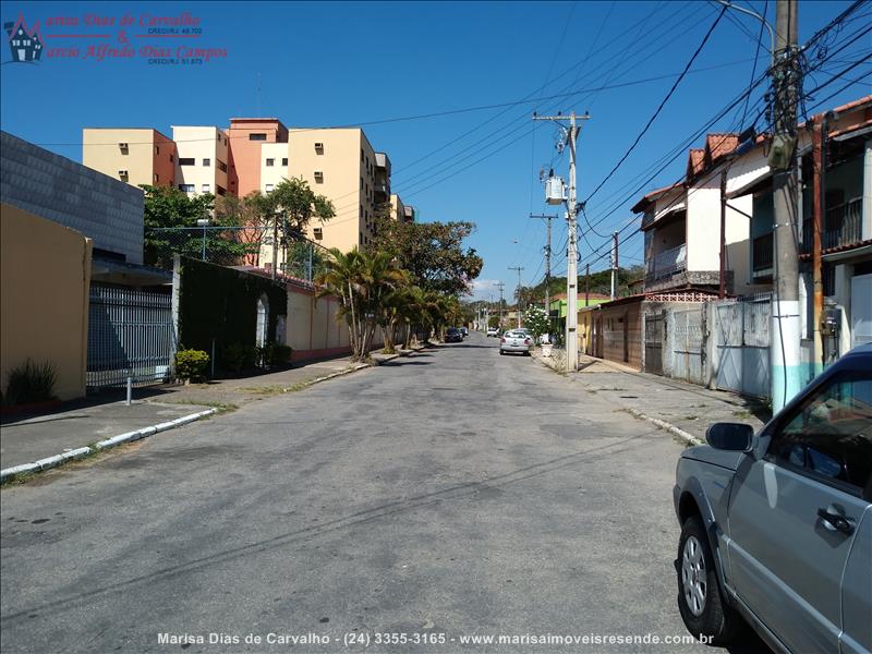 Casa a Venda no Santa Isabel em Resende