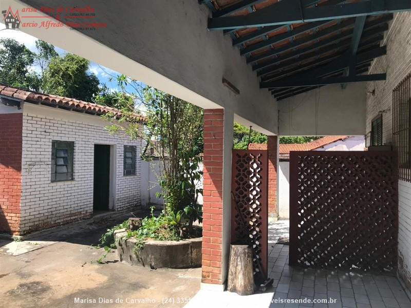 Casa a Venda no Centro em Resende