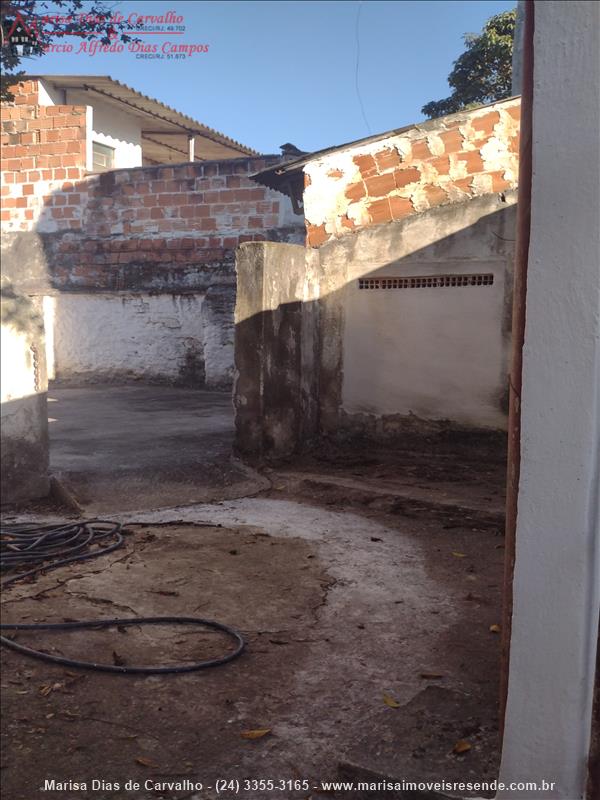 Casa comercial para Alugar no Campos Elíseos em Resende