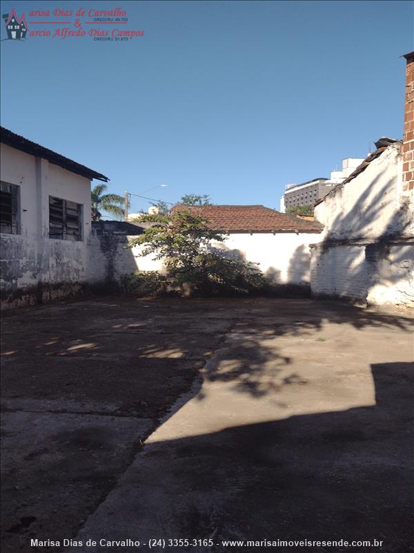 Casa comercial para Alugar no Campos Elíseos em Resende