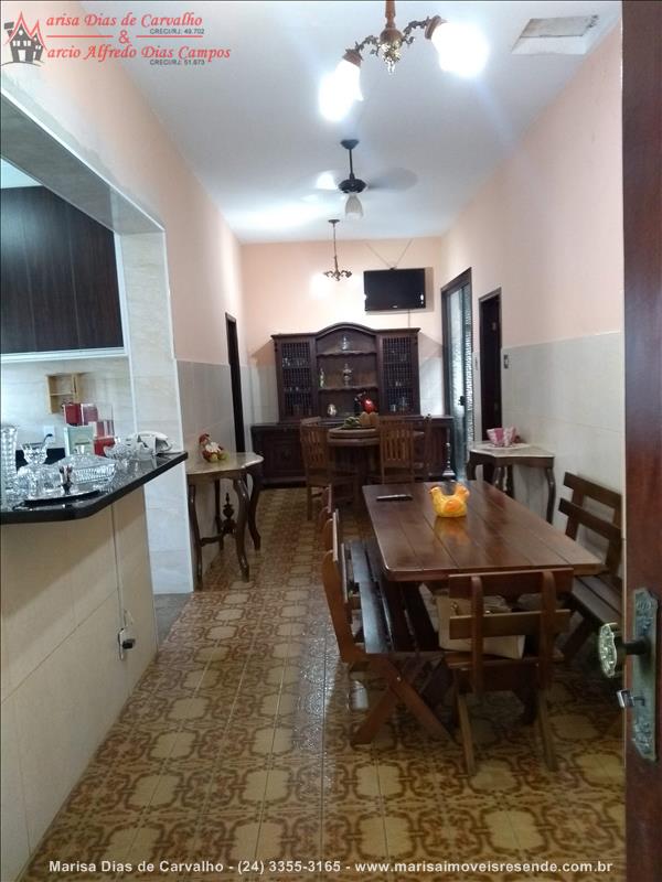 Casa a Venda no Centro em Resende