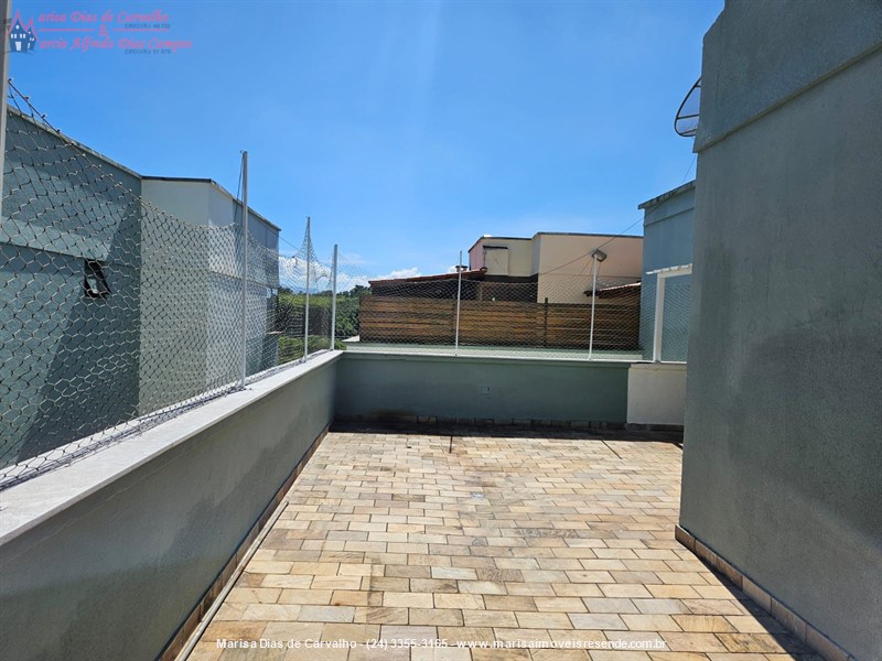 Cobertura para Alugar no Comercial em Resende - Foto do Im�vel